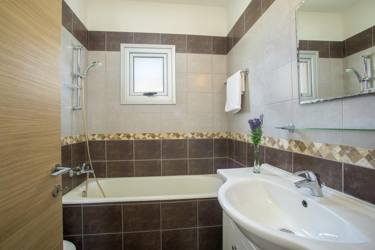 Villa Posidonas 9 Pernera Екстериор снимка