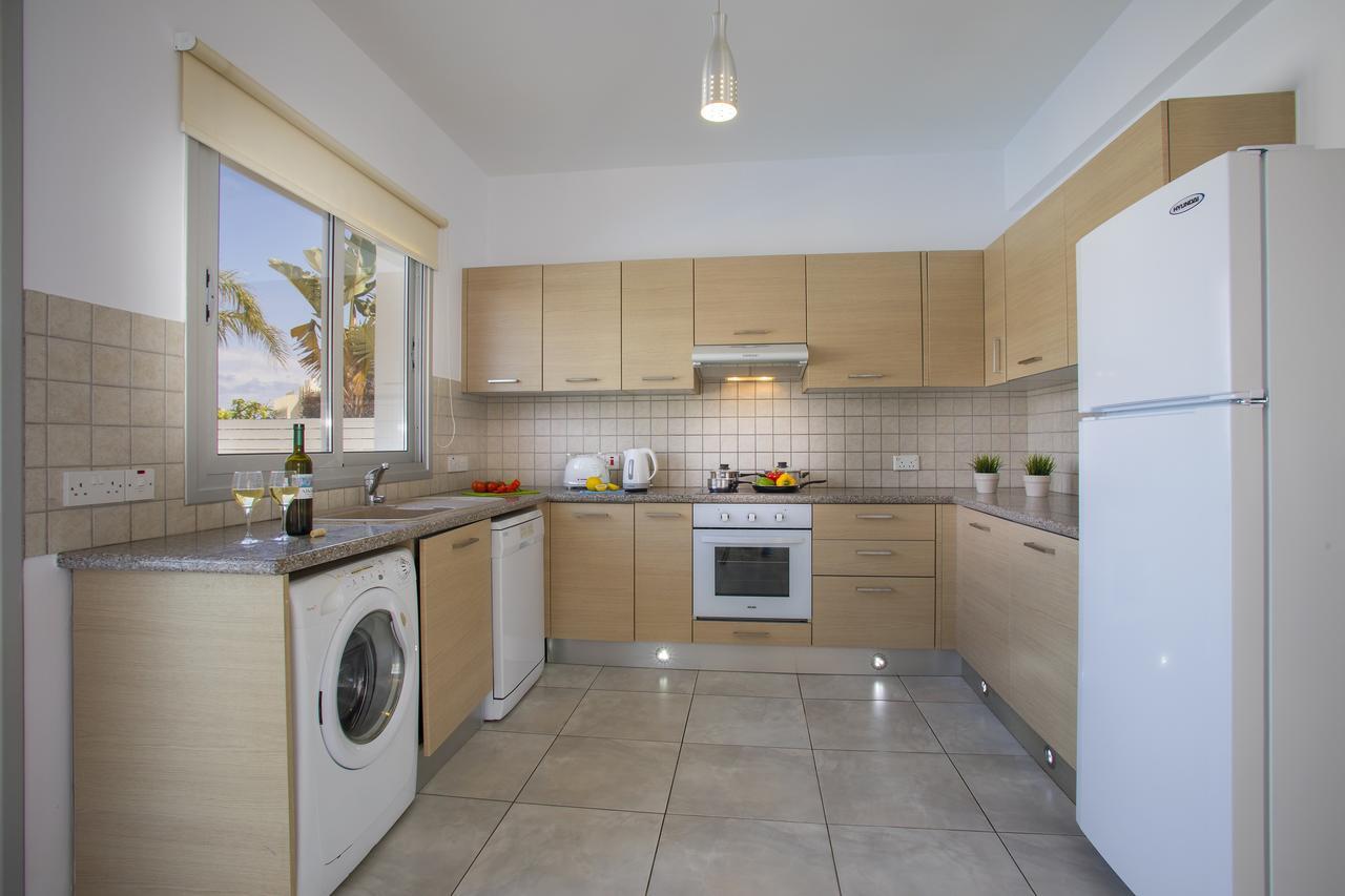 Villa Posidonas 9 Pernera Екстериор снимка