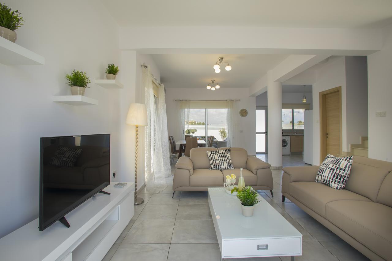 Villa Posidonas 9 Pernera Екстериор снимка